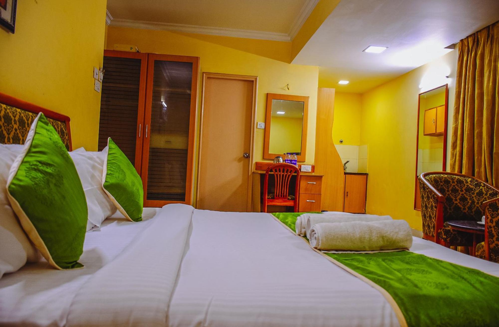 Naksha Tree Hotels - Mogappair Chennai Exterior photo
