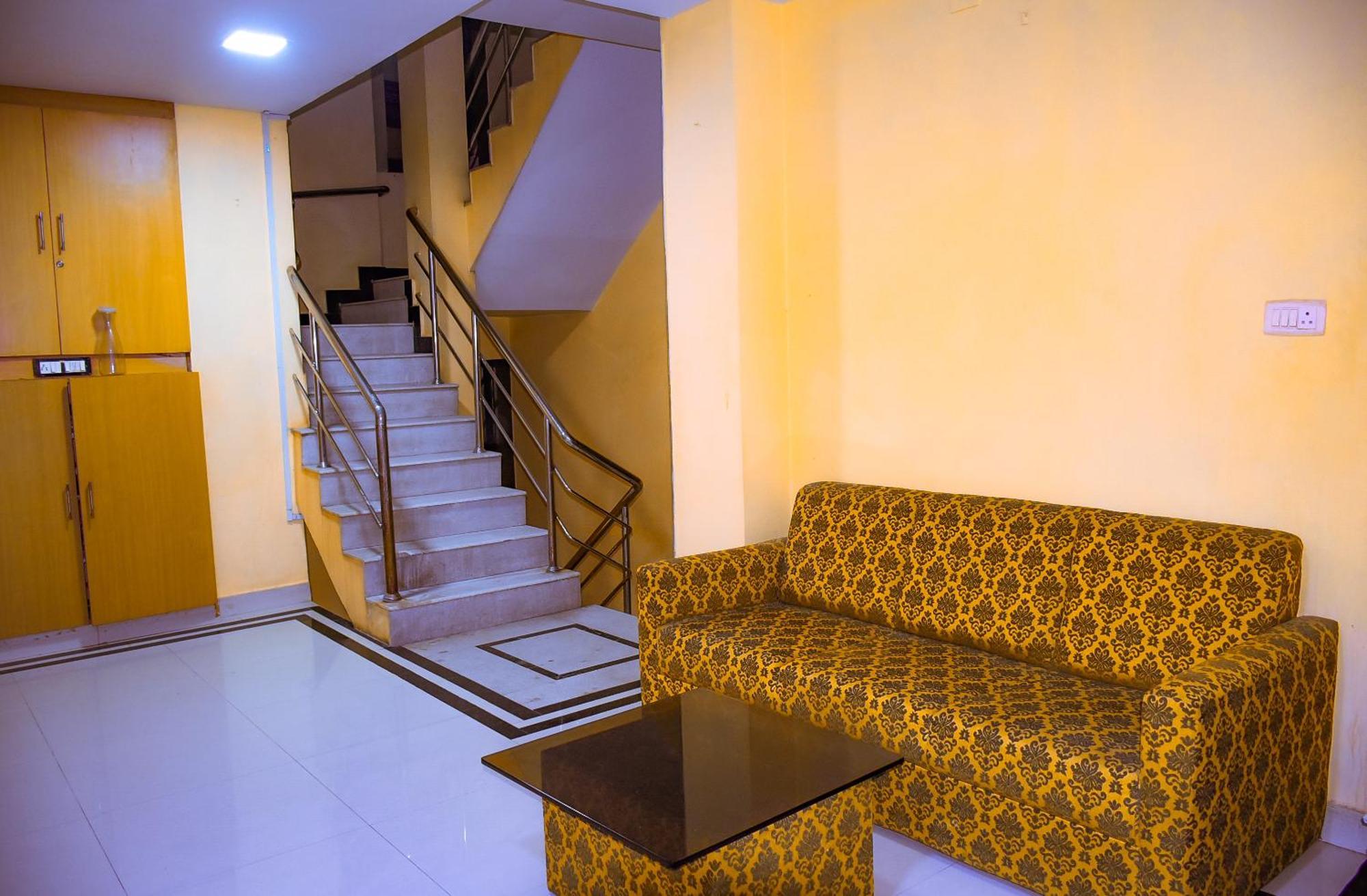 Naksha Tree Hotels - Mogappair Chennai Exterior photo