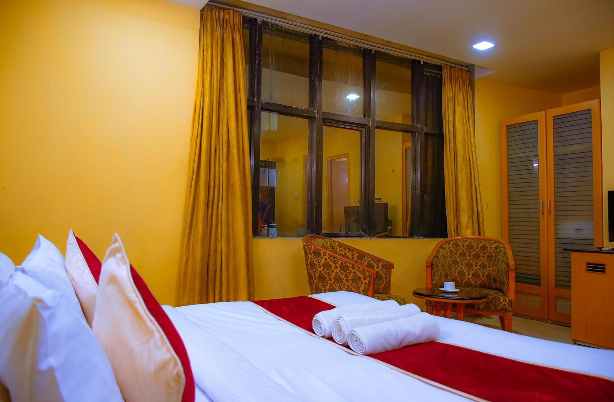 Naksha Tree Hotels - Mogappair Chennai Exterior photo